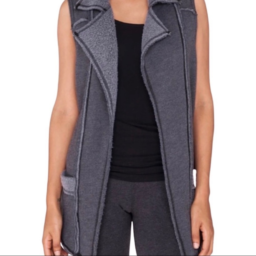 Hardtail Raw Edge Vest Charcoal Great 
Size: Medium